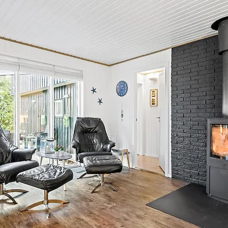 Feriehus 4 Bedroom Beautiful In Skjern