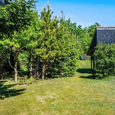 4 Bedroom Beautiful In Feriehus *