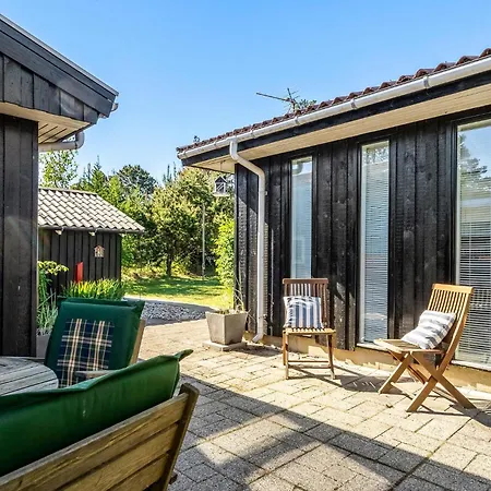 Feriehus 4 Bedroom Beautiful In *