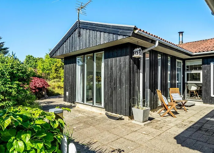 4 Bedroom Beautiful In Skjern