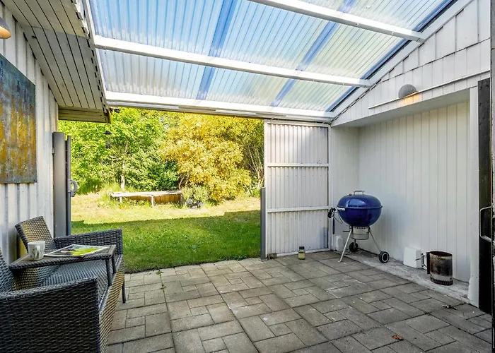 4 Bedroom Beautiful In * Skjern