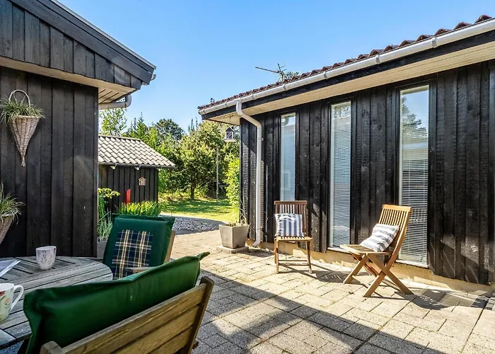 펜션 4 Bedroom Beautiful In *